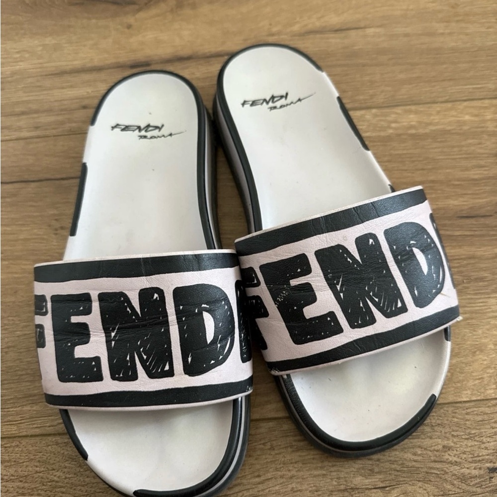 Fendi Black and Pink Logo Sandals